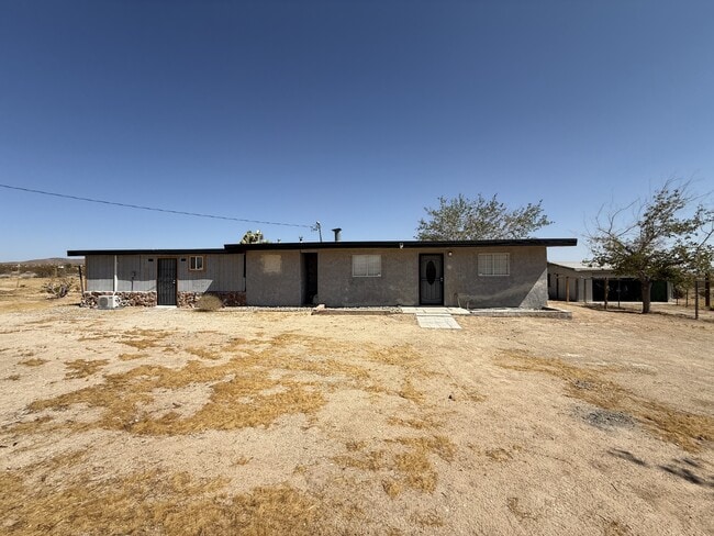 Building Photo - 61576 Aberdeen Dr
