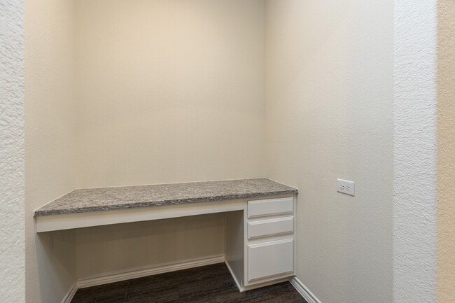 Photo - 11 Pioneer Canyon Pl