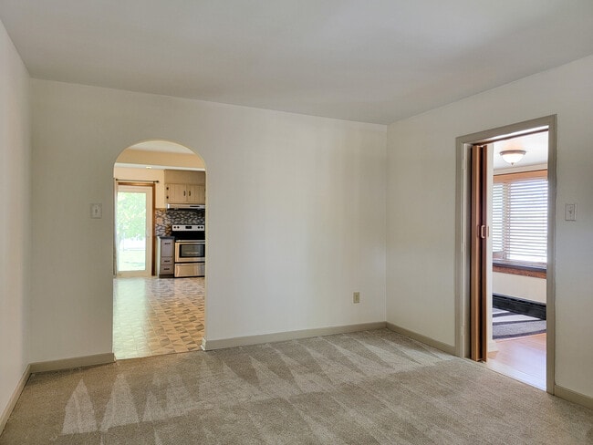 Photo - 125 Gerhart Ave