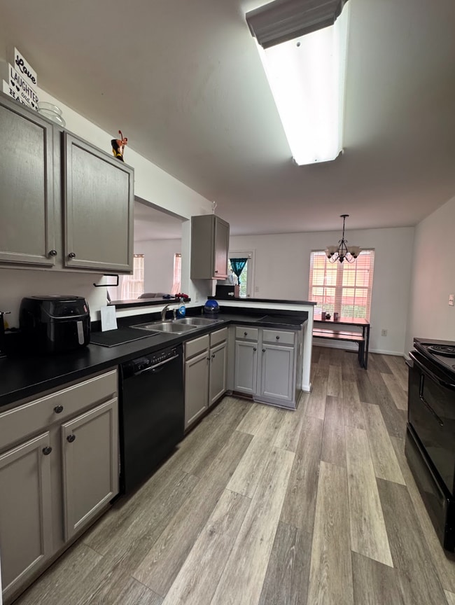 Photo - ???? Spacious 3-Bedroom Home on a Large Lot in Spartanburg School District 6 – Minutes from Shopp...