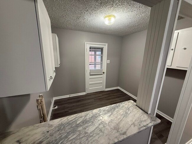 Photo - 1857 Dunkirk Dr