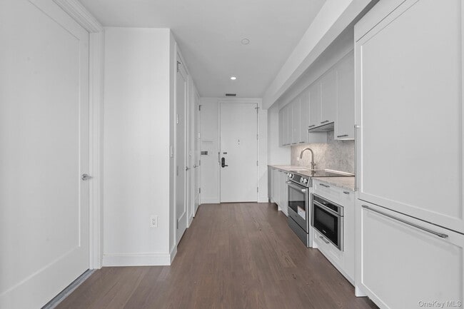 Photo - 107-06 Queens Blvd Unidad 10E