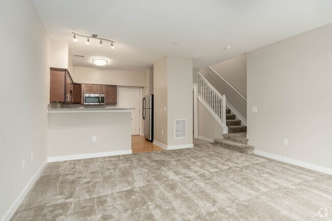 3BR 2.5BA 1463SF