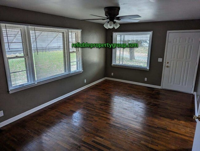 Photo - 2817 S Gallatin St