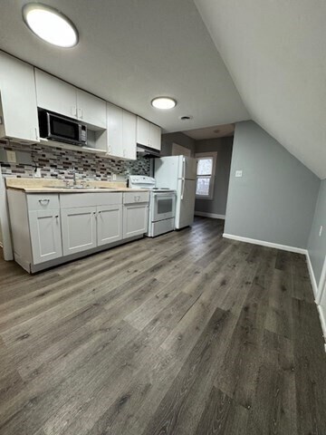 Photo - 6 Apple St Unit 3