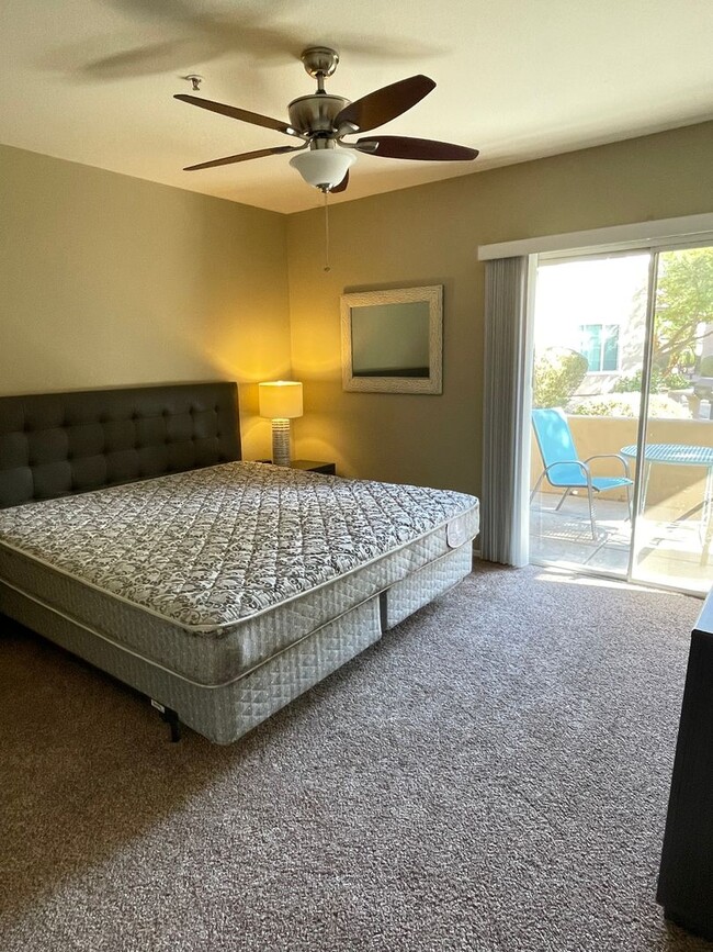 Photo - 1 Bedroom/1 Bath community pool Great Scottsdale location.