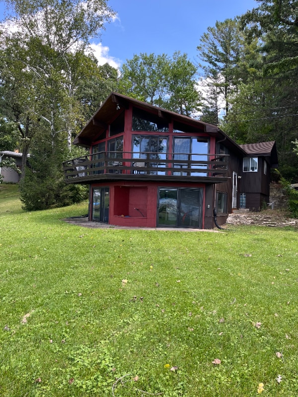 Building Photo - W1200 S Shore Dr Rental