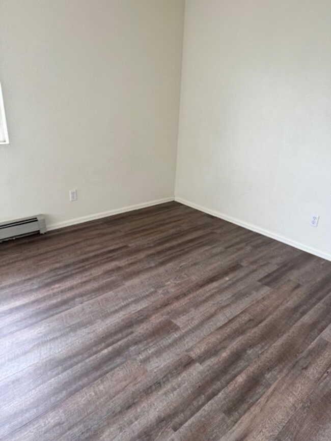 Photo - 2108 E 14th St Unit B