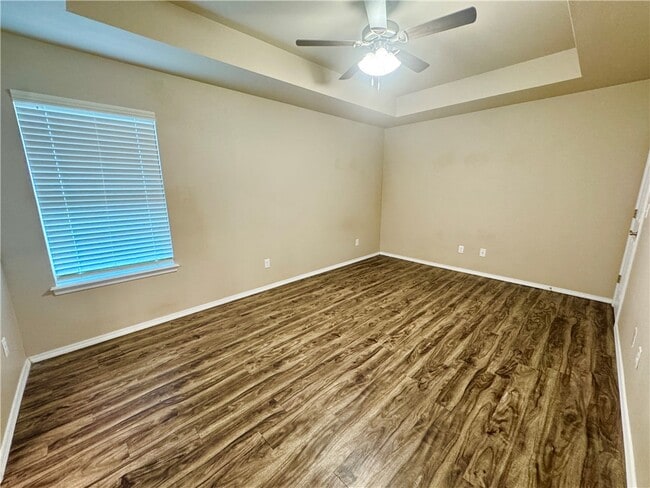 Photo - 1020 Clearspring Ct