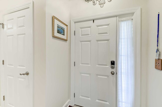 Photo - October to May Lease-Fully Furnished 3 Bed... Condo Unit R908-701-November to May Lease 2024