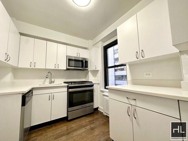 Photo - EAST 57 STREET Unit 4F