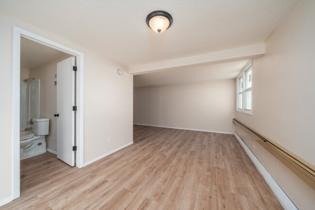 Photo - 808 S Main Ave Unit 102