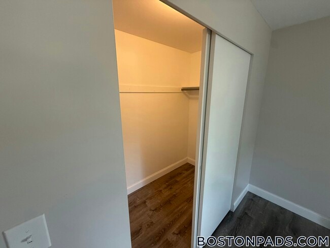 Photo - 310 Thompson Rd Unit 321