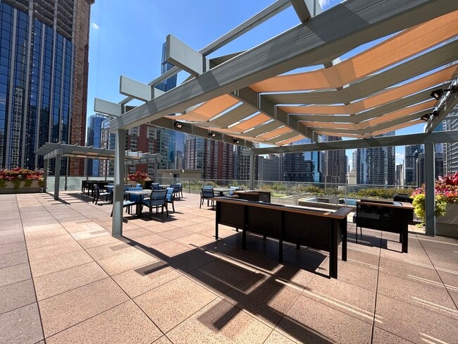 Building Photo - 474 N Lake Shore Dr Unit 4102 Rental