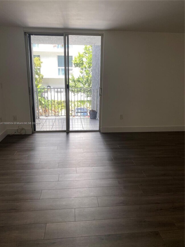 Photo - 126 SW 17th Rd Unit 208