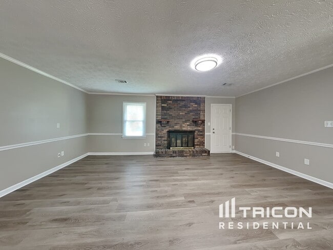 Photo - 166 Hill Ln