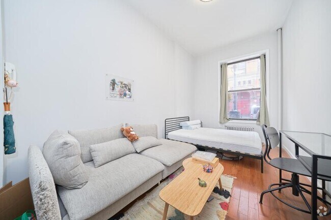 Building Photo - 0 bedroom in New York NY 10036 Unit 1B Rental