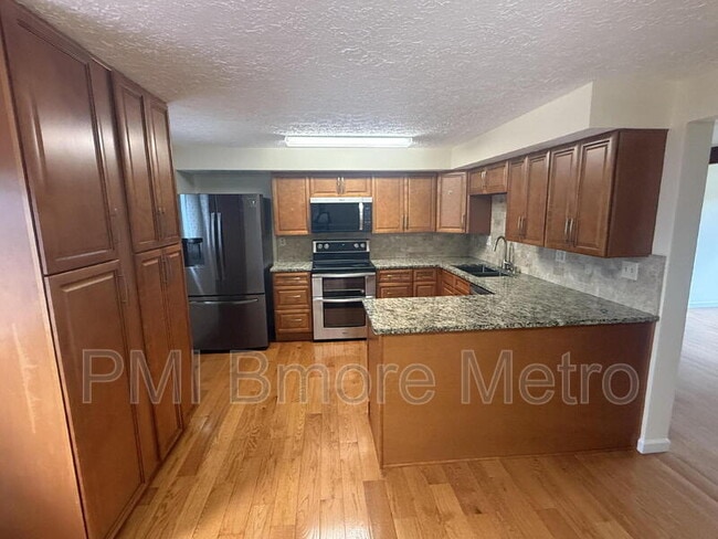 Photo - 9239 Redbridge Ct Townhome