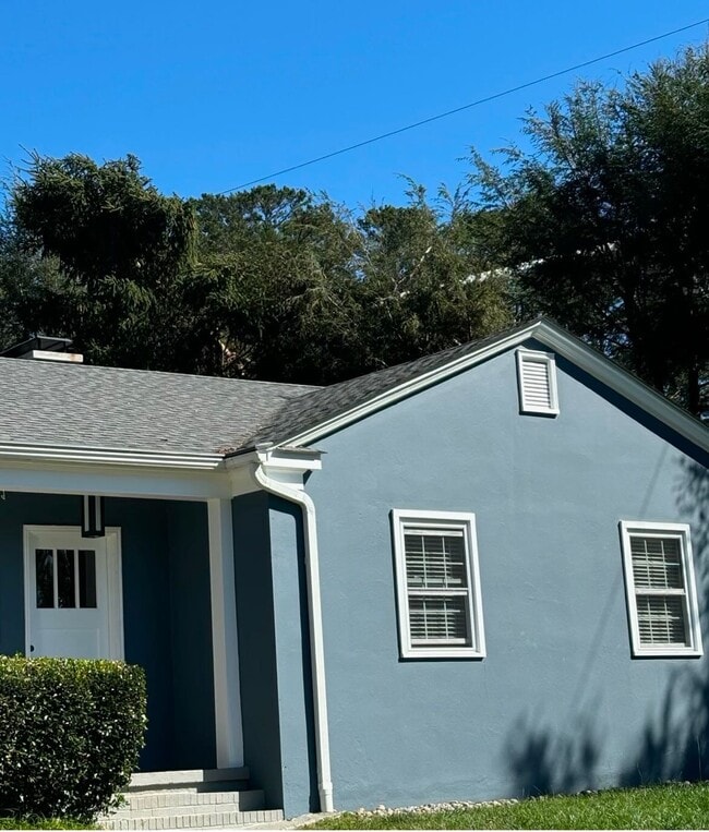 Building Photo - 11 Pine Acre Blvd Rental