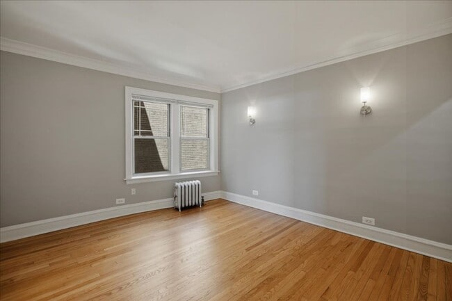 Photo - Large Studio in Andersonville Unit 27-2B