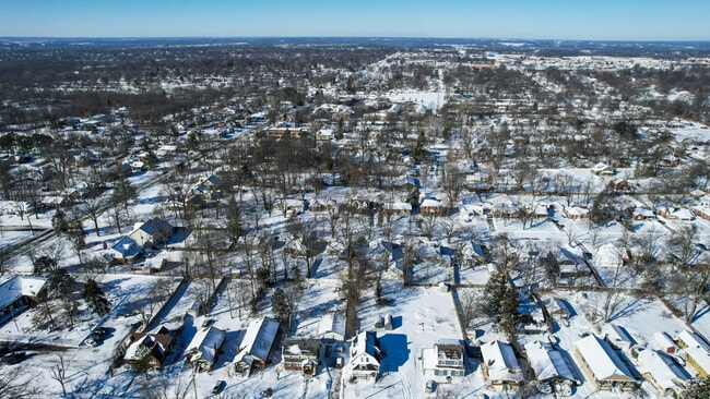 Photo - 21 Anderson Ave