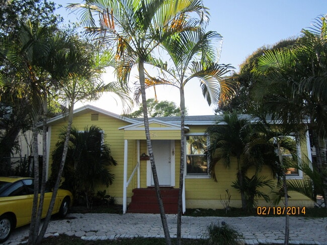 Photo - 218 SE 1st Ave
