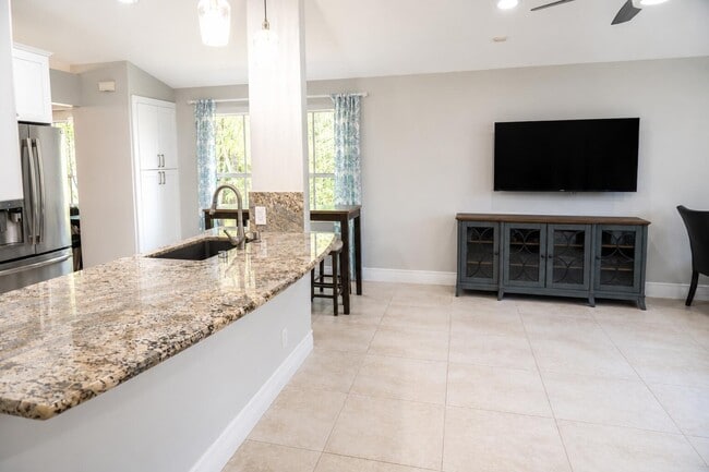 Photo - 396 Carrington Dr