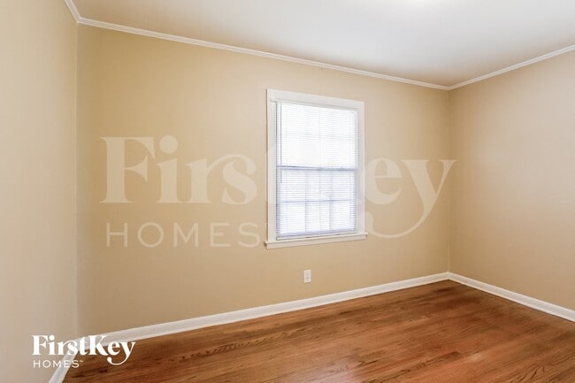 Photo - 5359 Blackwell St