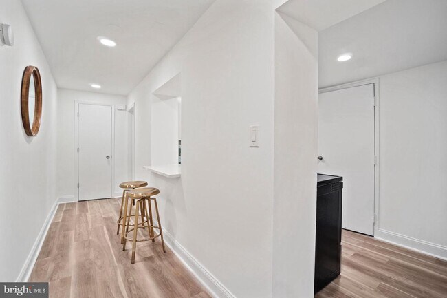 Photo - 1725 Q St NW