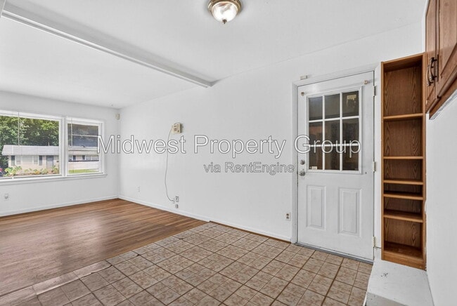 Photo - 59 Fenwick Dr