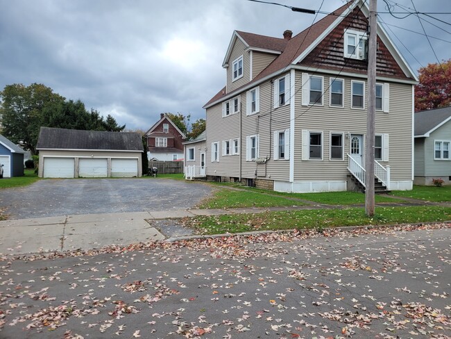 Photo - 41 White St Unit 1