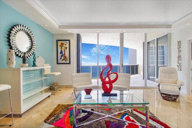 Photo - 3100 N Ocean Blvd Unidad 2103