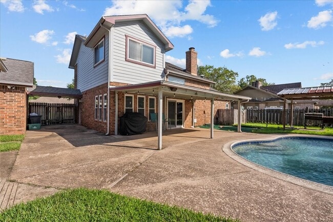 Photo - 1016 Glenshannon Ave
