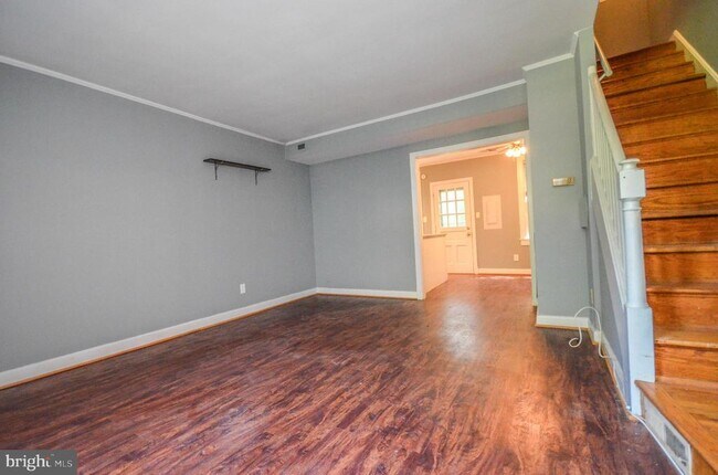 Photo - 1201 S Barton St