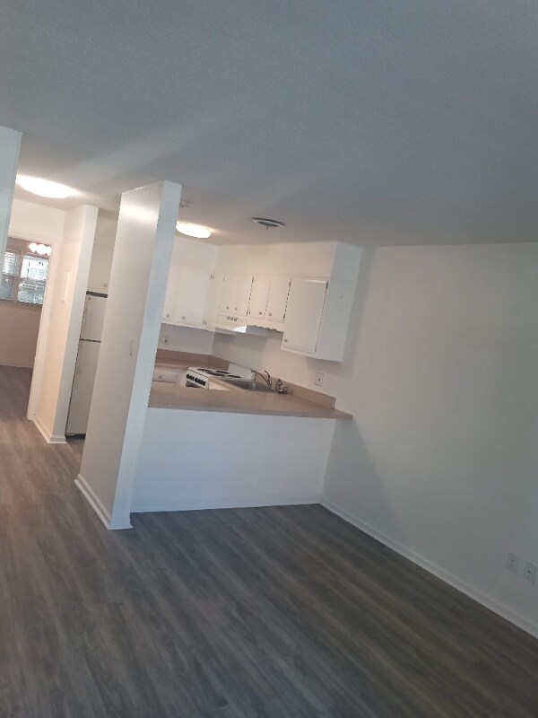 Photo - 1107 Robinhood Rd