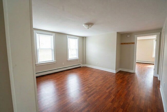 Building Photo - 84 Birch St Unit 201