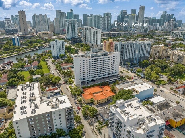 Photo - 36 NW 6th Ave Unidad 901