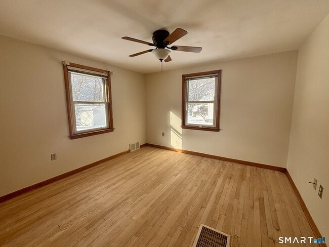 Photo - 148 Edgewood Dr