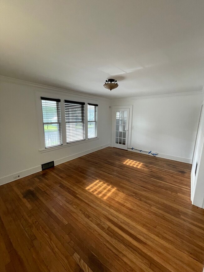 Photo - 270 Franklin Ave