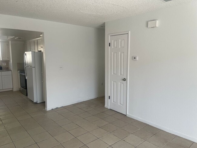 Building Photo - 124 E Amador St Unit 103 Rental