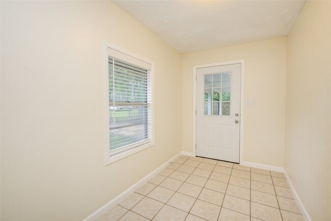 Photo - 804 Chickasaw Dr