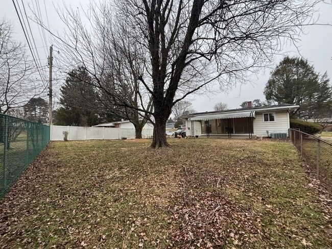 Photo - 5 Bedroom Home