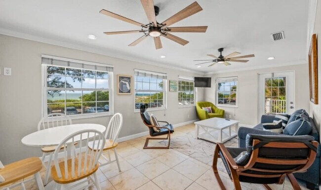 100 7th St S Unit SI ID1366639P