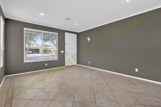 Photo - Lovely 3 bed/2 bath Gilbert Home in Higley Groves