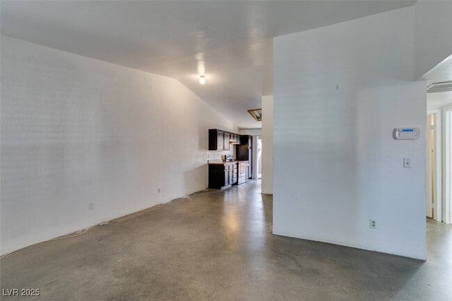 Building Photo - 1803 Discus Dr Unit NONE Rental