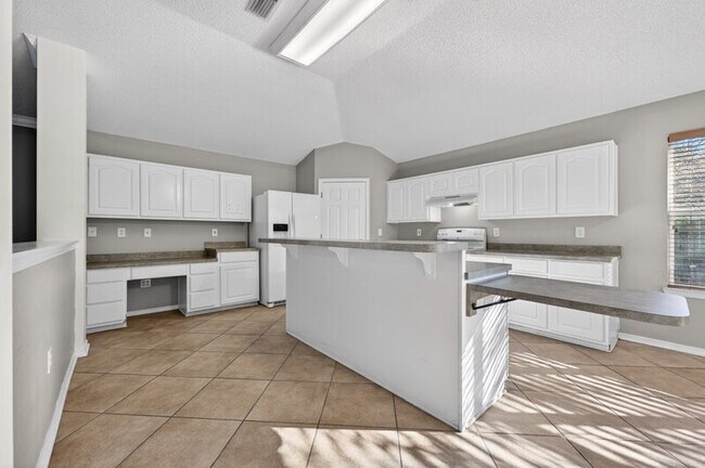 Photo - 1602 Trent St