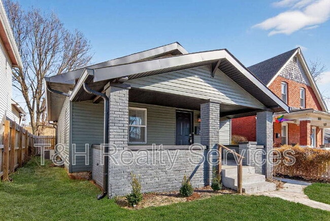 Photo - 1831 Olive St