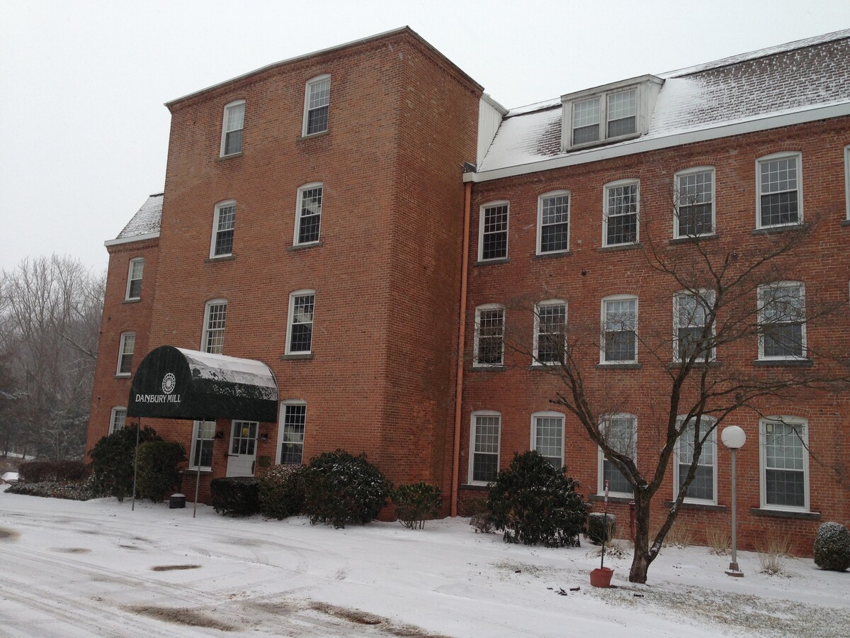 Photo - 55 Oil Mill Rd Unit APT 5