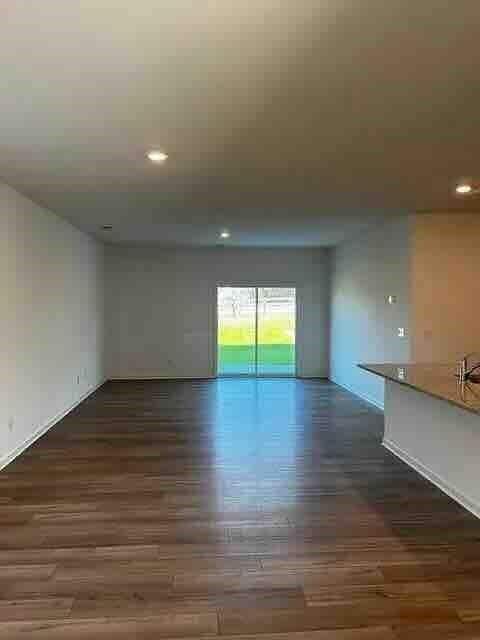 Photo - 3710 Cattle Field X-ing