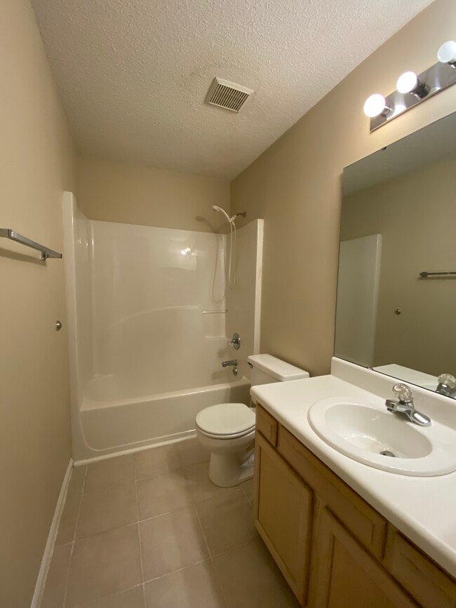 Photo - 201 Mint Hill Dr